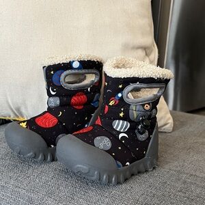 B-moc Bogs  Space-Themed Boots